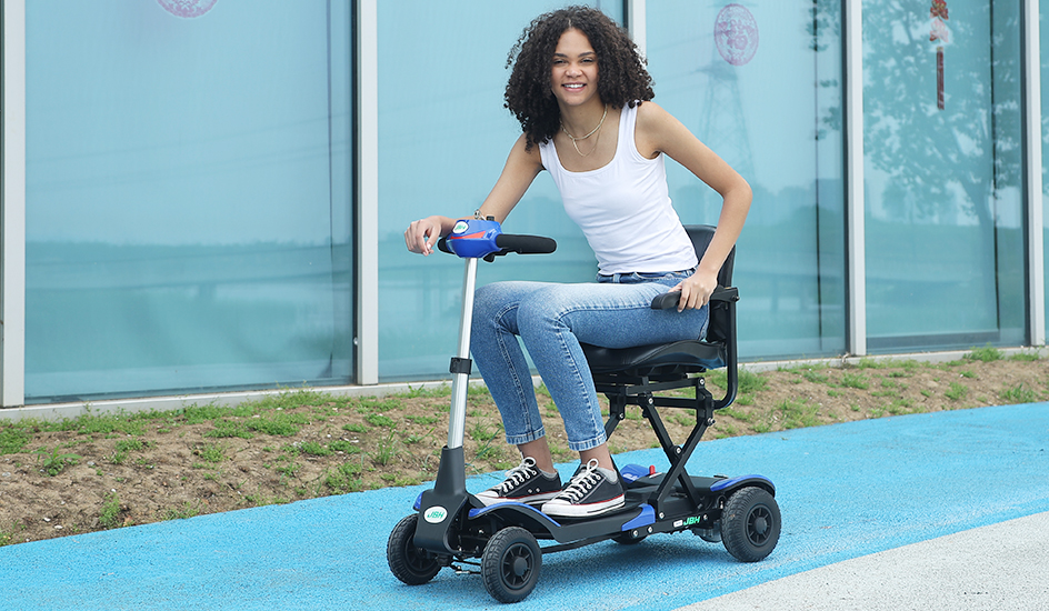 سكوتر التنقل FDB01