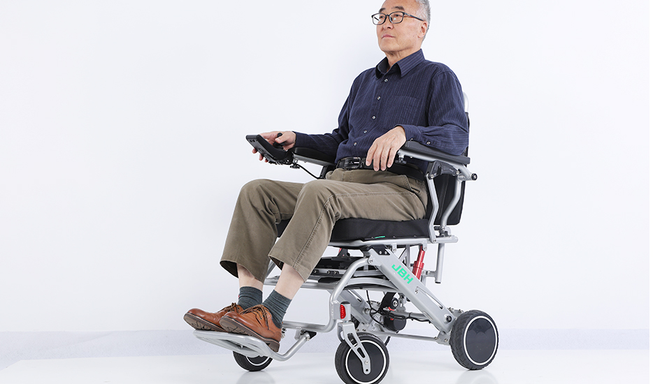 كرسي متحرك كهربائي D29